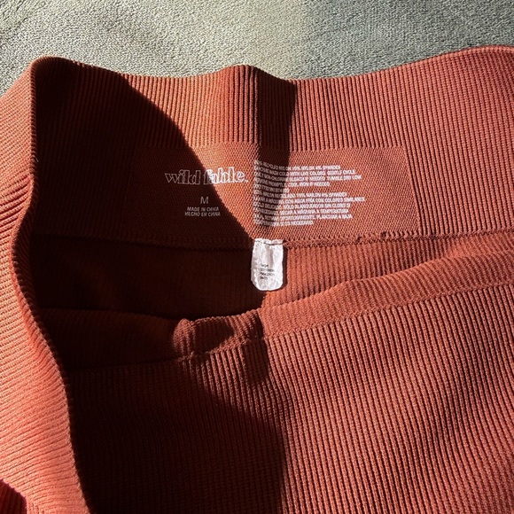 Wild Fable Women's Rust Bike Shorts - Picture 2 of 4